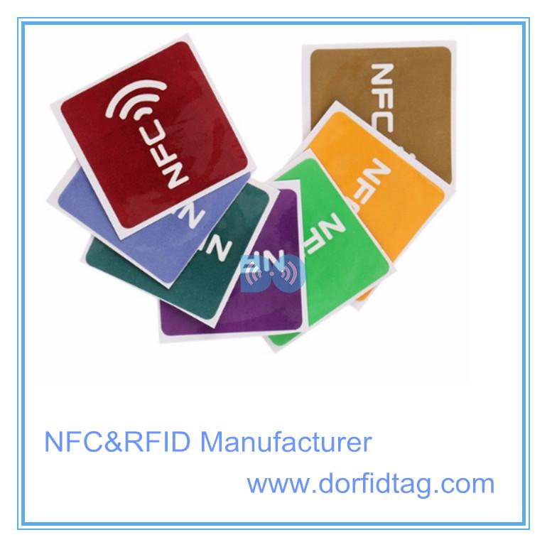 NFC TAG 30 mm x 30 mm NTAG 215 540 byte